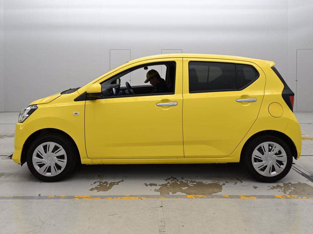 TOYOTA PIXIS EPOCH