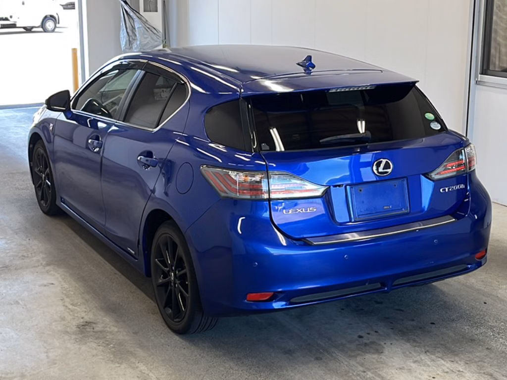 LEXUS CT200H