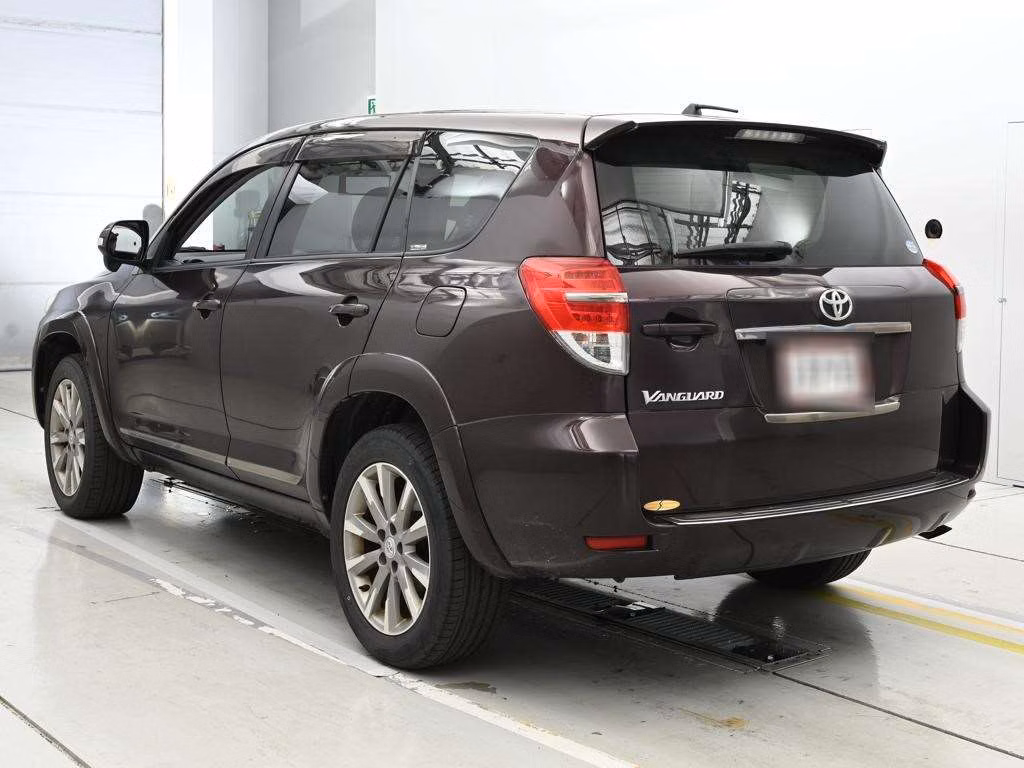 TOYOTA VANGUARD