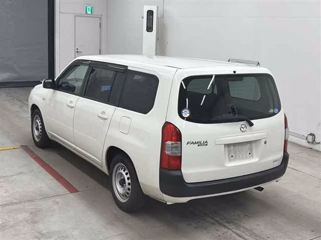 MAZDA FAMILIA