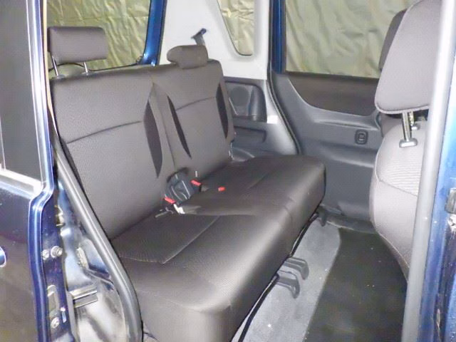 MITSUBISHI DELICA D:2
