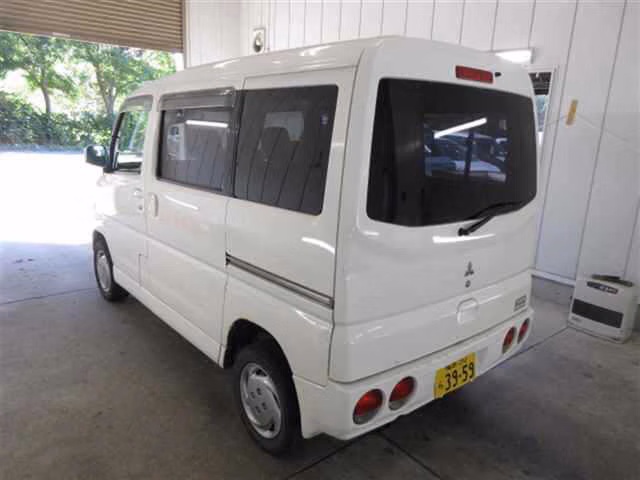 MITSUBISHI TOWN BOX