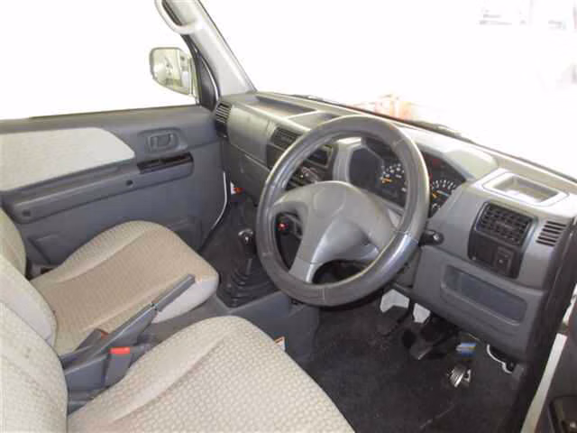 MITSUBISHI TOWN BOX