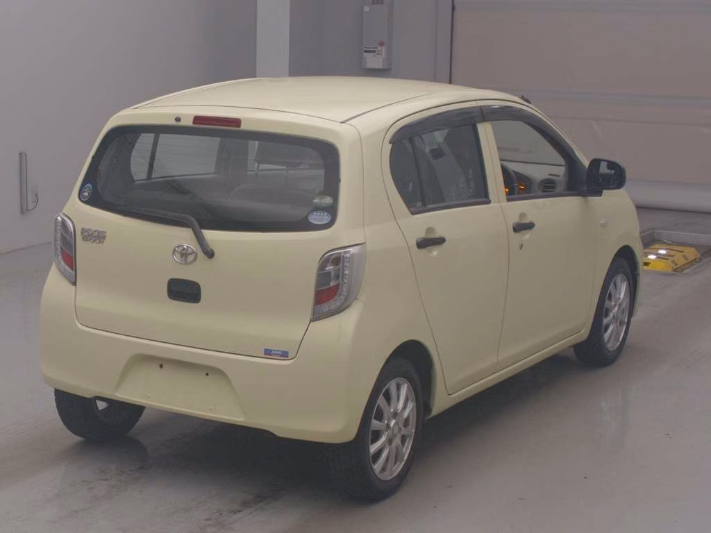 TOYOTA PIXIS EPOCH