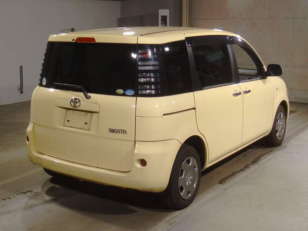 TOYOTA SIENTA