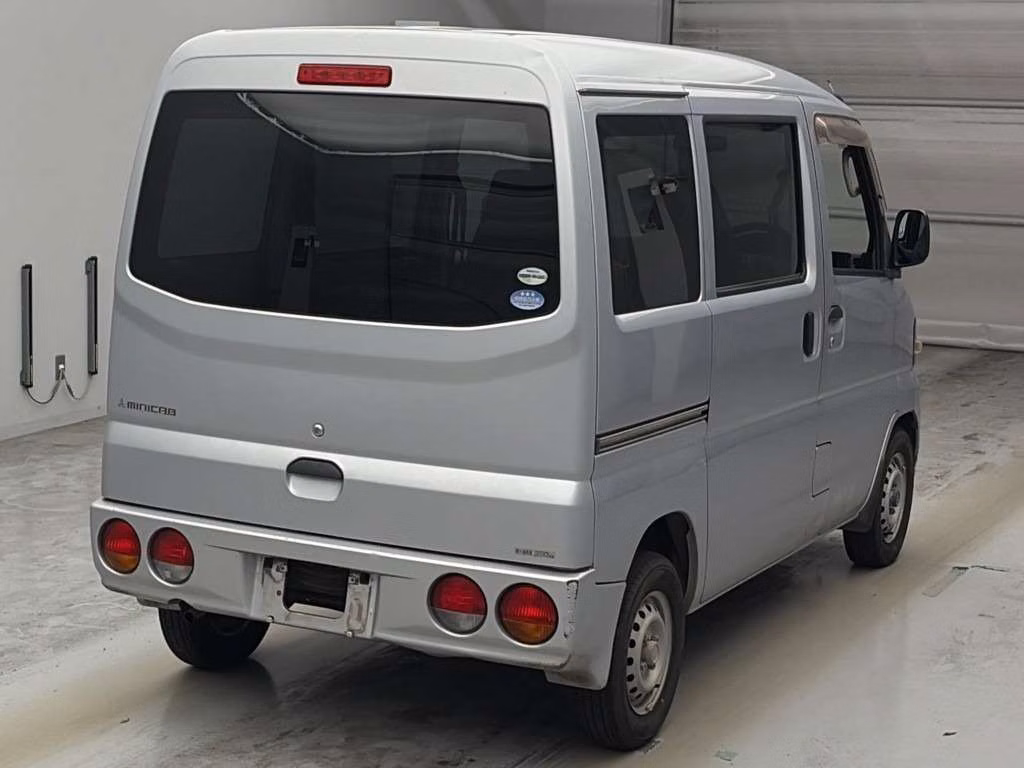 MITSUBISHI MINICAB