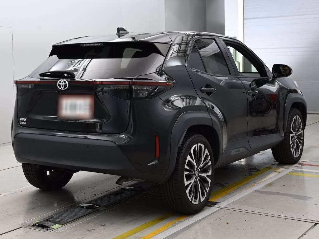 TOYOTA YARIS CROSS