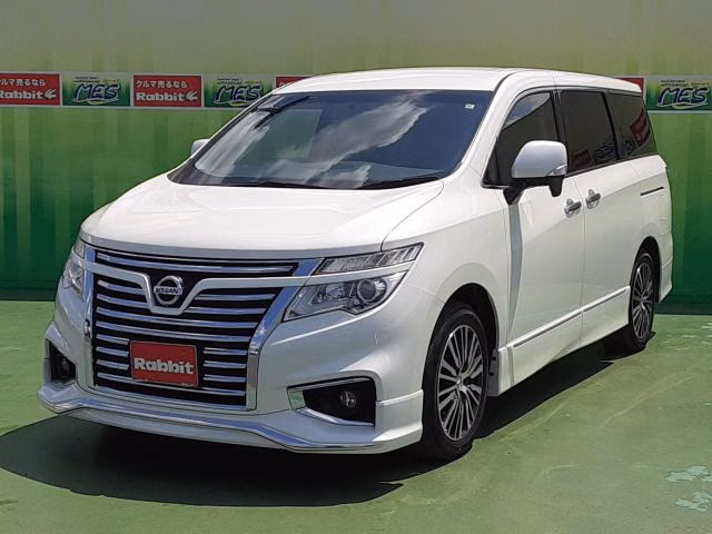 NISSAN ELGRAND