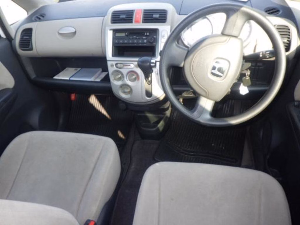 HONDA LIFE