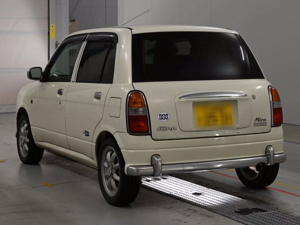 DAIHATSU MIRA GINO