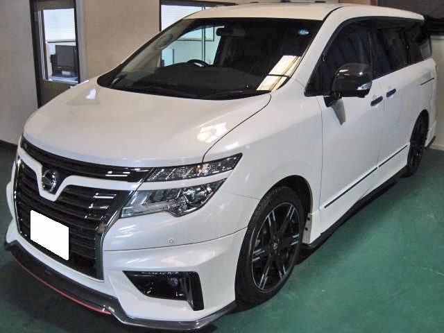 NISSAN ELGRAND