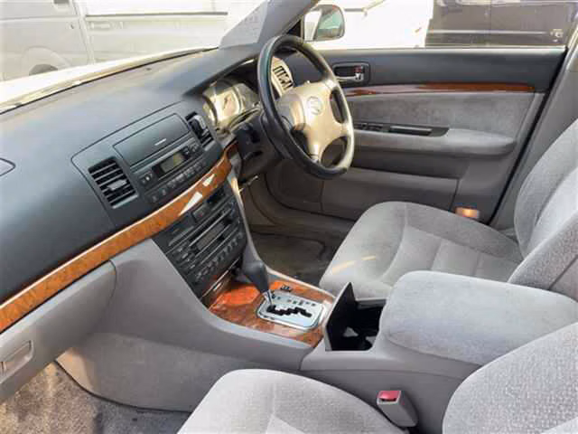 TOYOTA MARK II