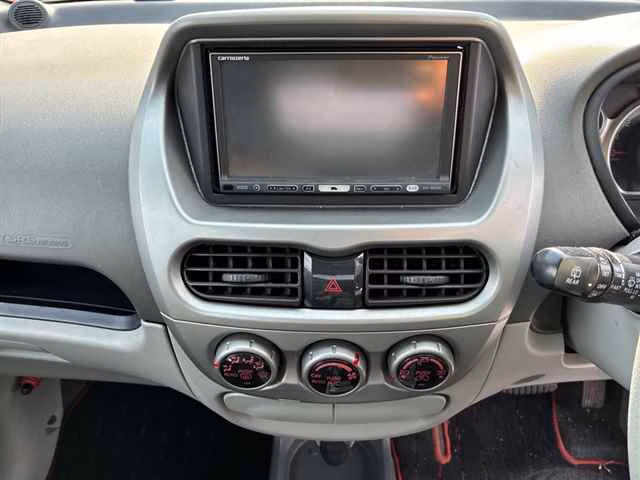 MITSUBISHI I