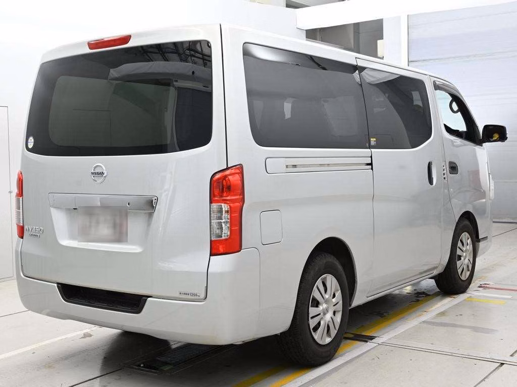 NISSAN NV350 CARAVAN