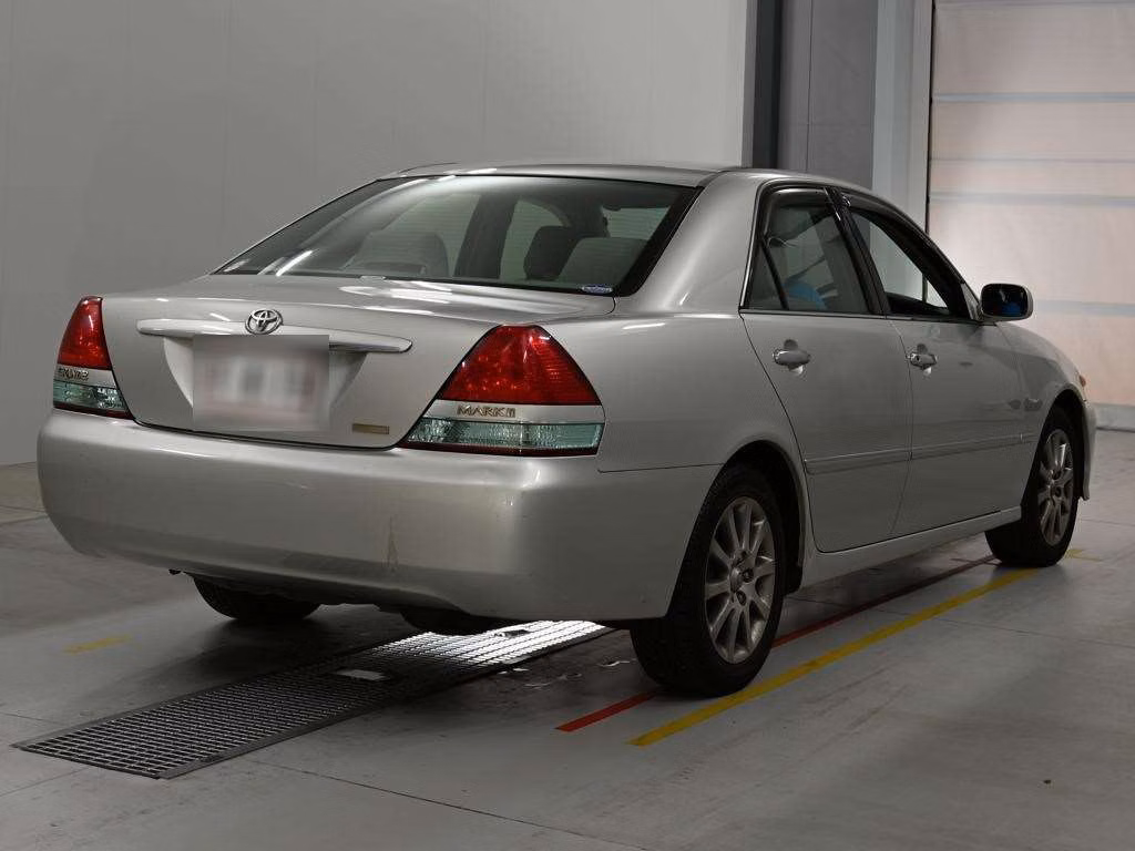 TOYOTA MARK II
