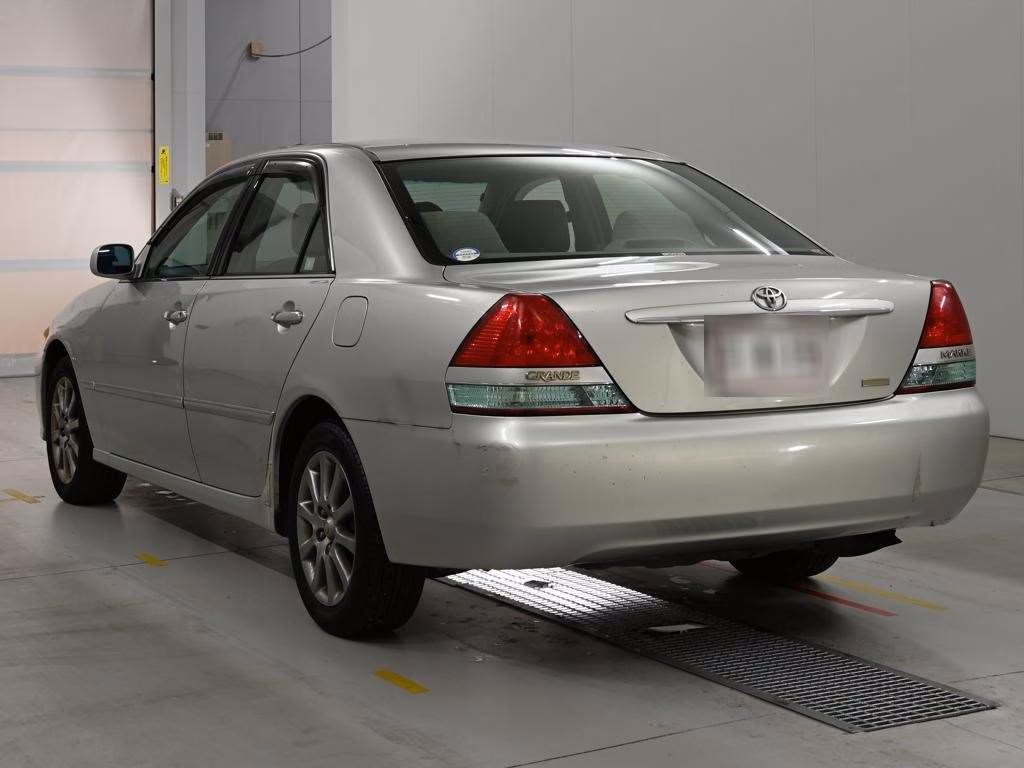 TOYOTA MARK II