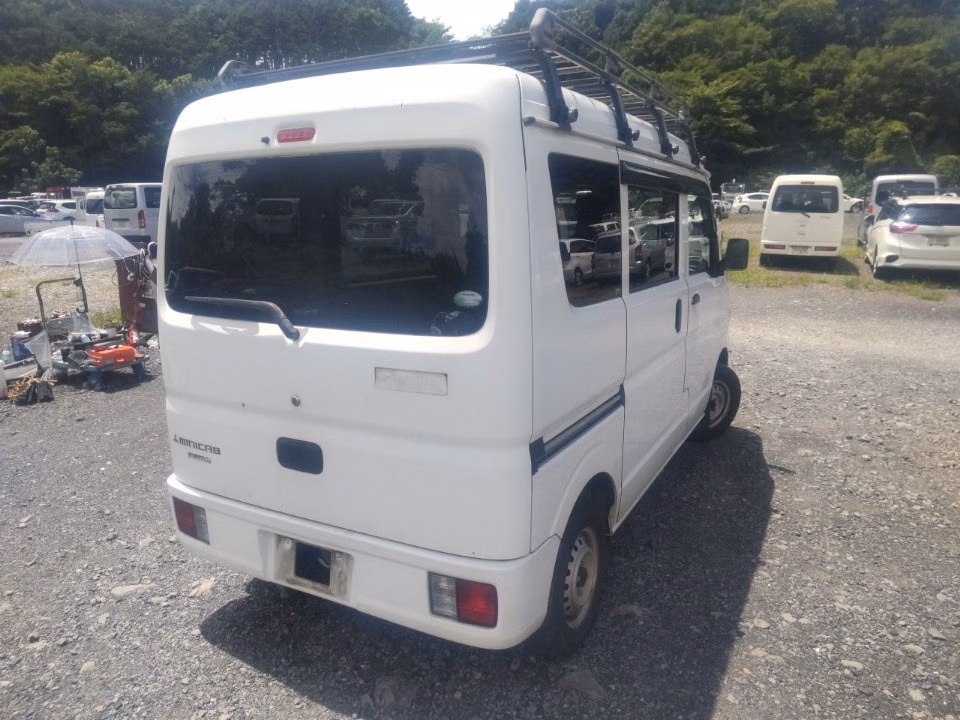 MITSUBISHI MINICAB