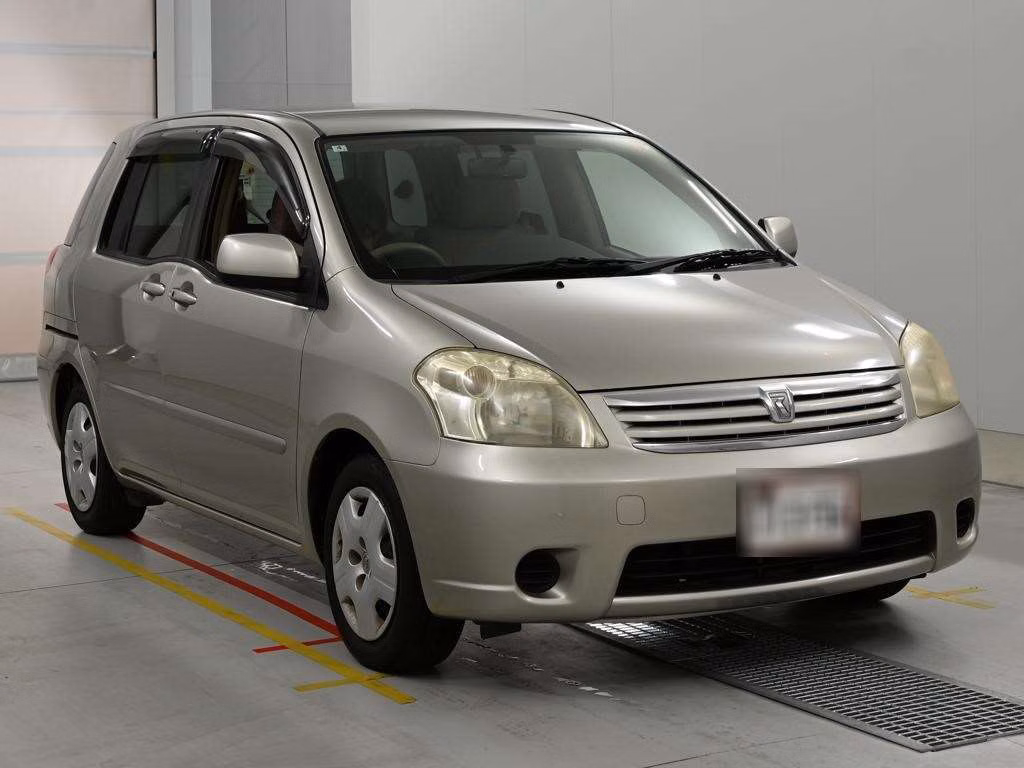 TOYOTA RAUM