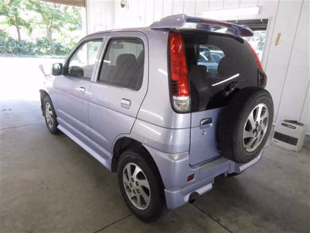 DAIHATSU TERIOS KID