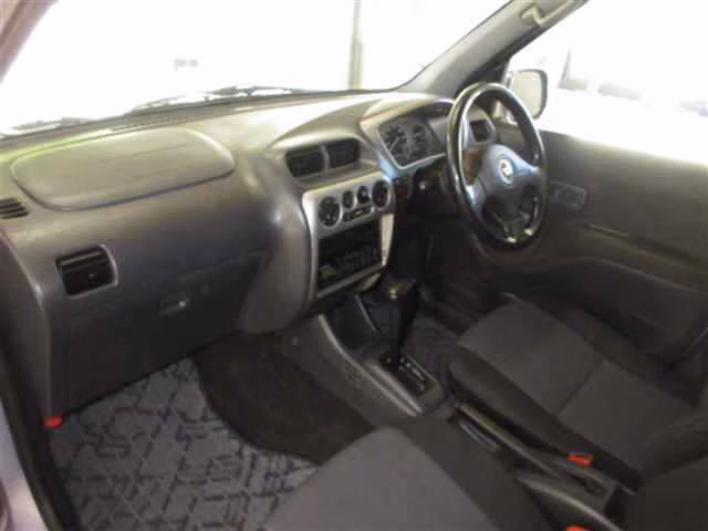 DAIHATSU TERIOS KID