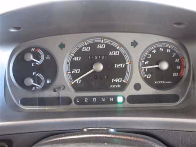 DAIHATSU TERIOS KID