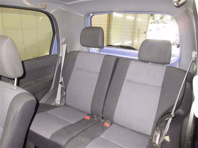 DAIHATSU TERIOS KID