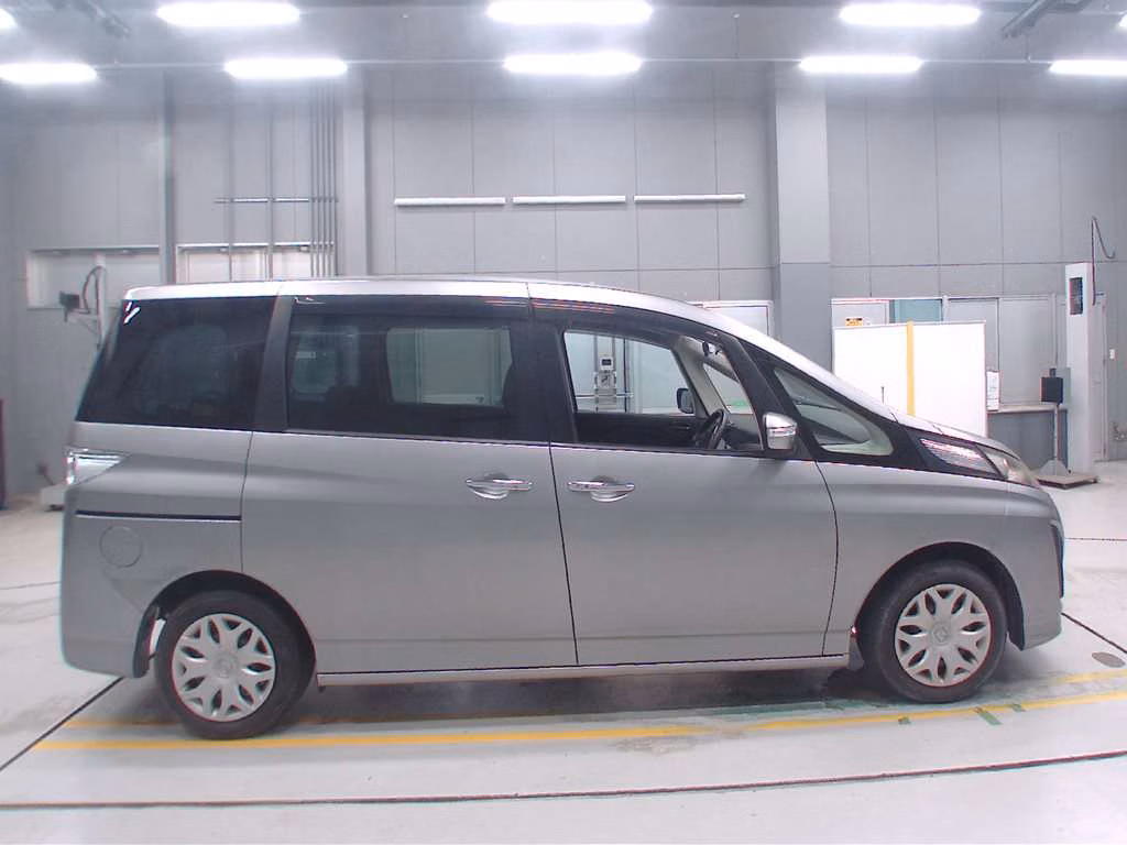 MAZDA BIANTE
