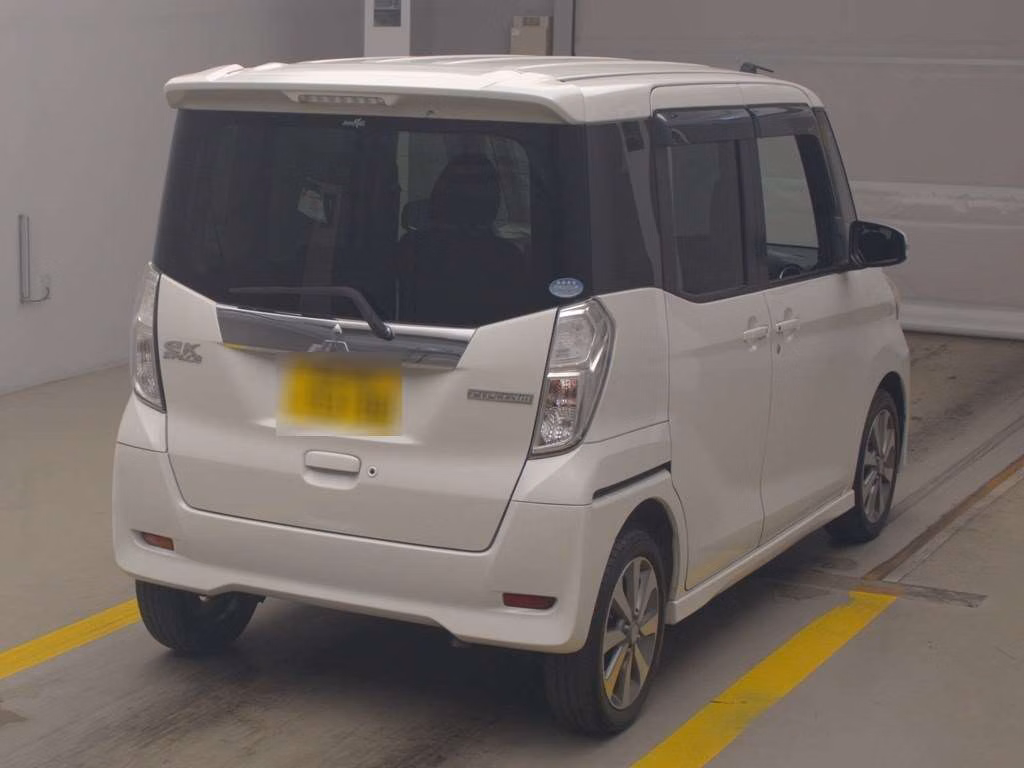 MITSUBISHI EK SPACE