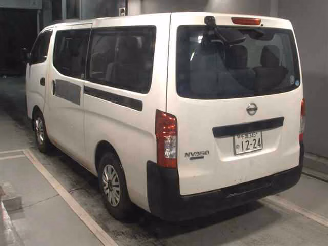 NISSAN NV350 CARAVAN