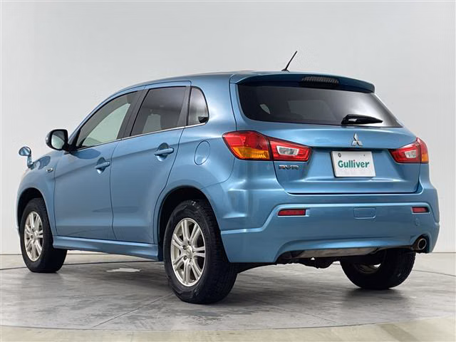 MITSUBISHI RVR