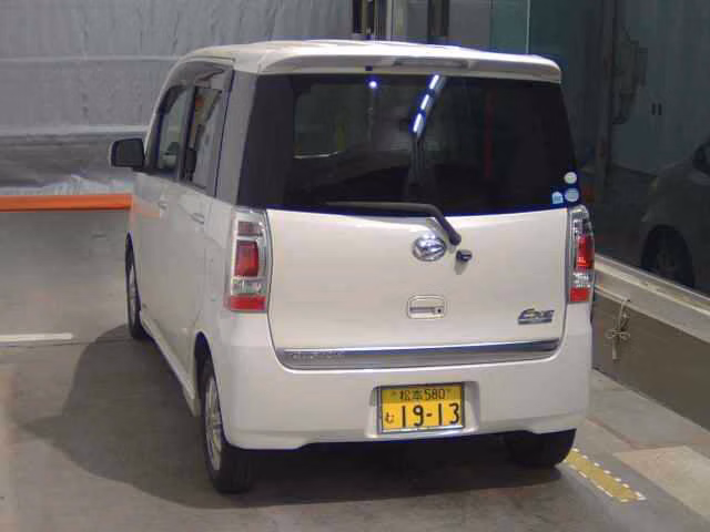 DAIHATSU TANTO EXE