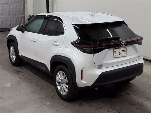 TOYOTA YARIS CROSS