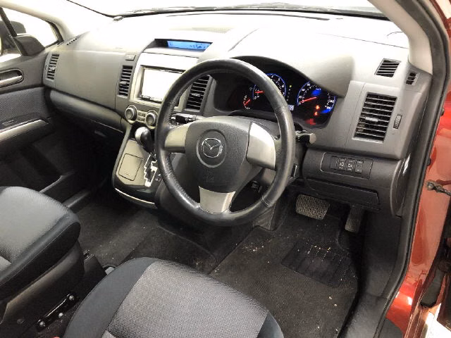 MAZDA MPV