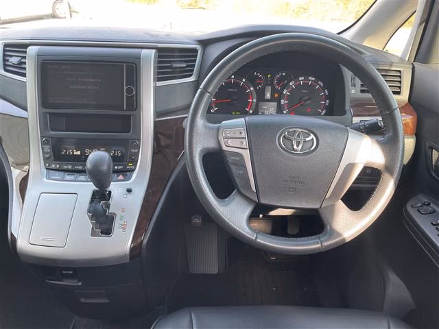 TOYOTA ALPHARD