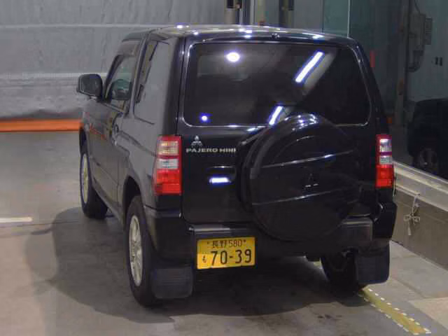 MITSUBISHI PAJERO MINI