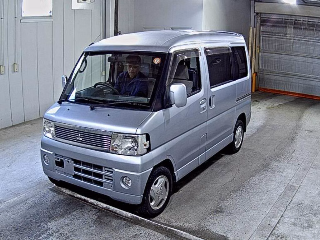 MITSUBISHI TOWN BOX