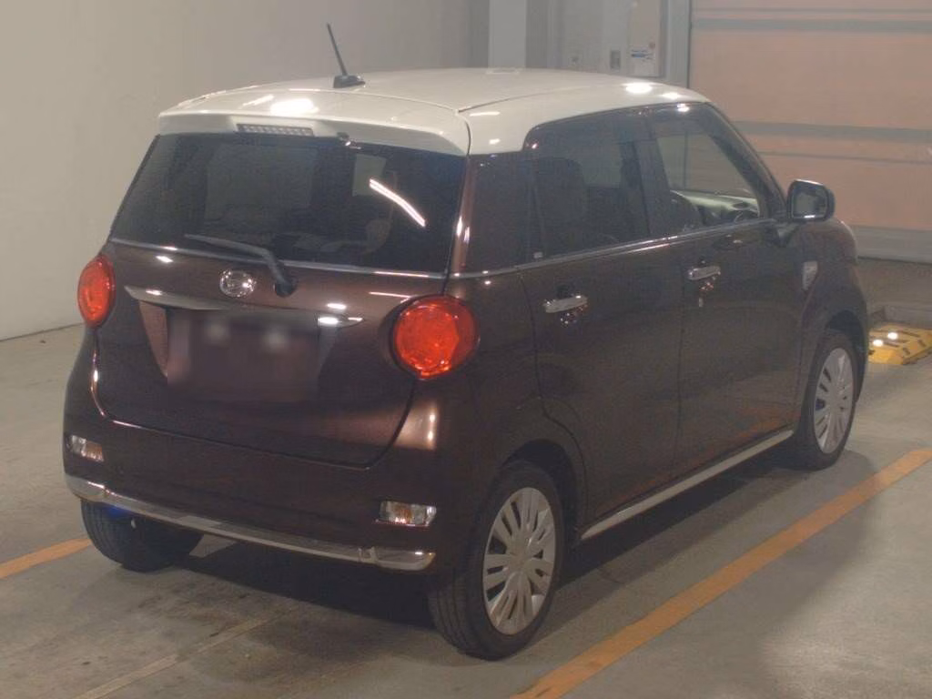 DAIHATSU CAST