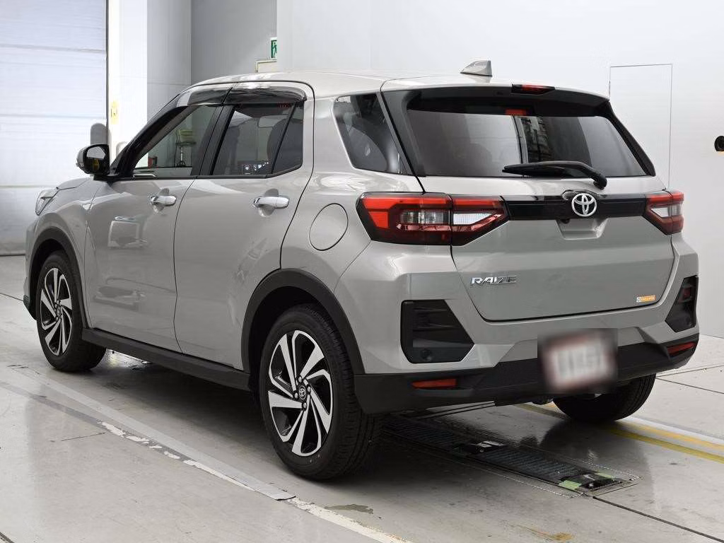 TOYOTA RAIZE