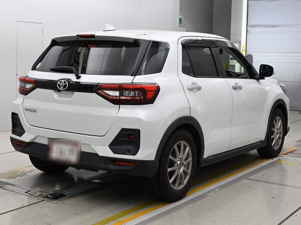 TOYOTA RAIZE