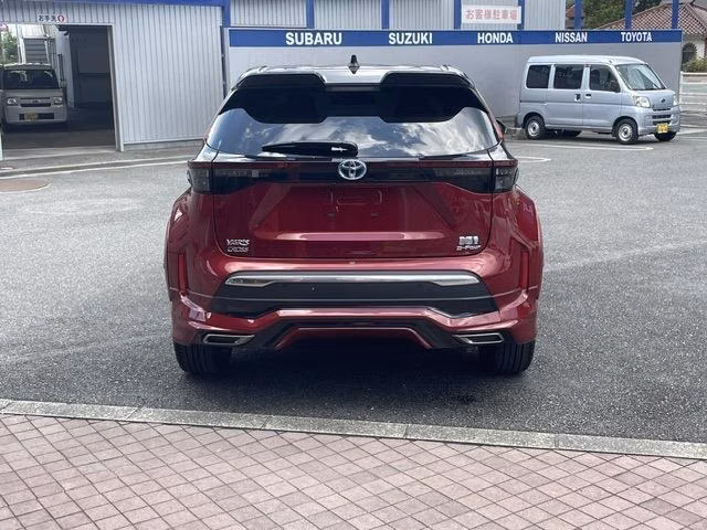 TOYOTA YARIS CROSS