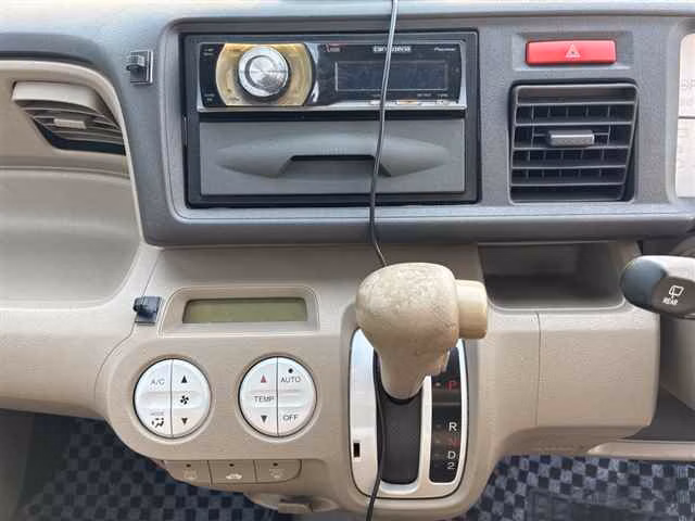 HONDA LIFE