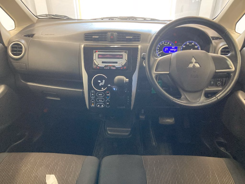 MITSUBISHI EK CUSTOM