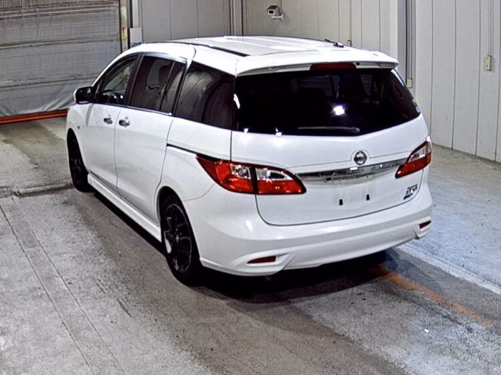 NISSAN LAFESTA