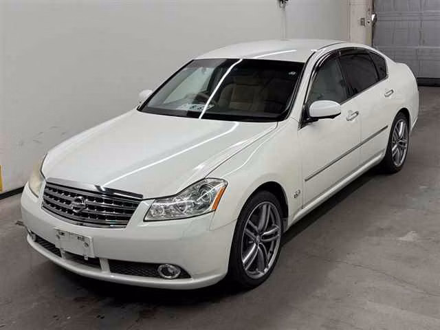 NISSAN FUGA