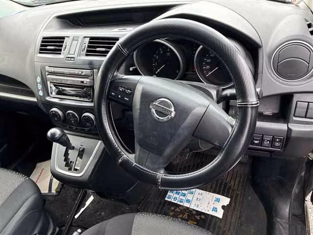NISSAN LAFESTA
