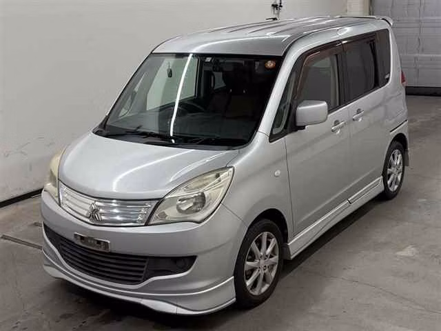 MITSUBISHI DELICA D:2