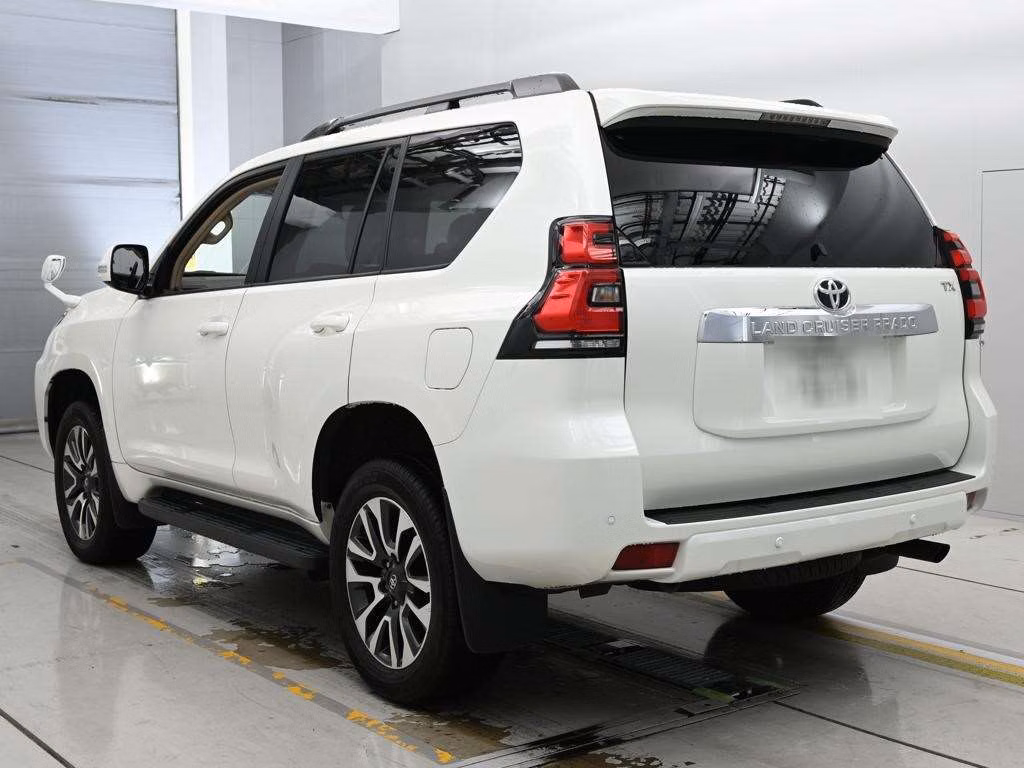 TOYOTA LAND CRUISER PRADO