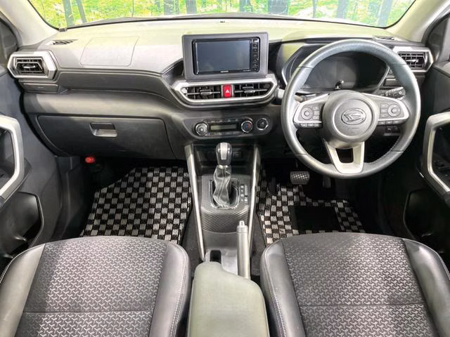 DAIHATSU ROCKY