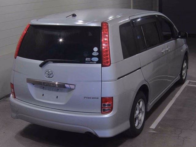 TOYOTA ISIS