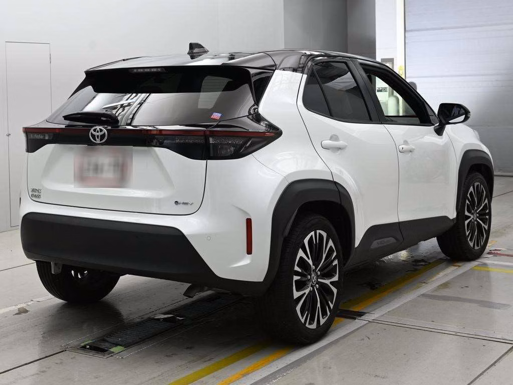 TOYOTA YARIS CROSS